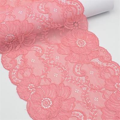 Double scallop lace
